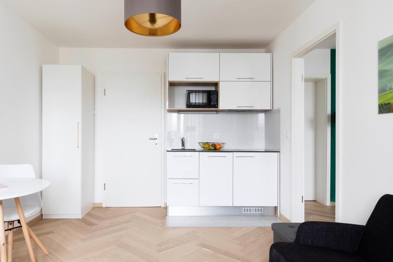 Nest - Badenerstrasse 356 Lejlighed Zürich Eksteriør billede